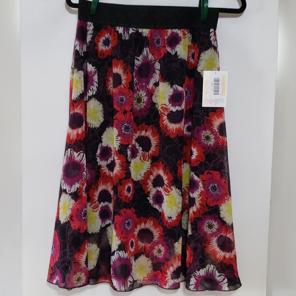 NWT LuLaRoe Lola Skirt